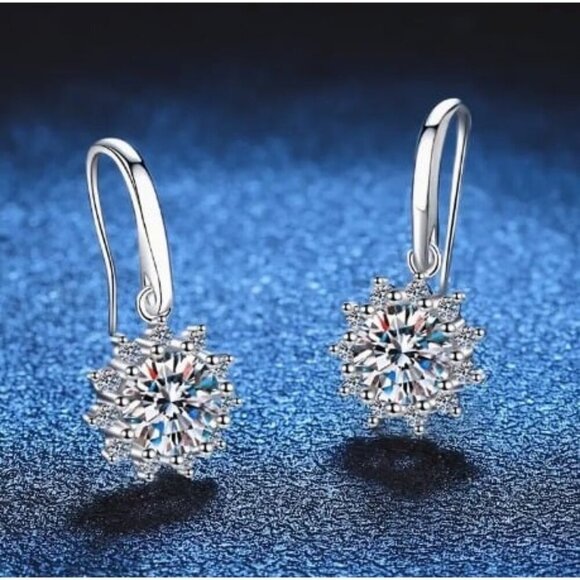 18k White Gold Plated Sterling Silver 0.5 CT Moissanite Sunflower Drop Earring - Picture 3 of 6